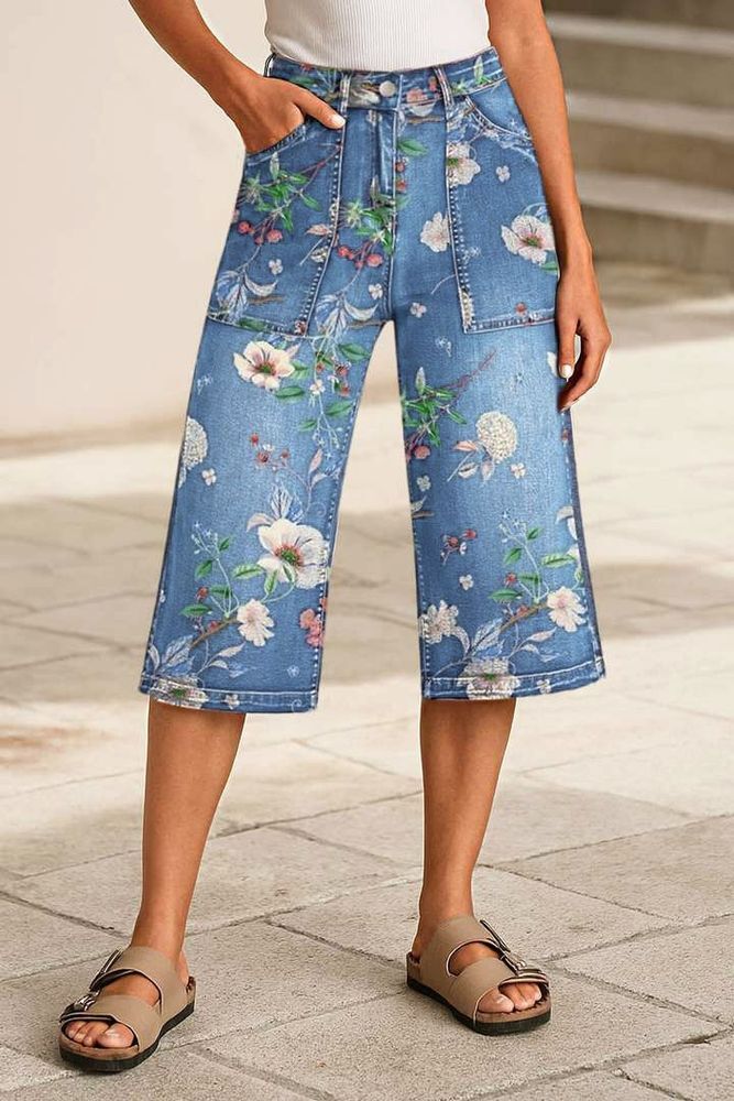Allover Floral Print Patch Pocket High Rise Straight Leg Capri Jeans