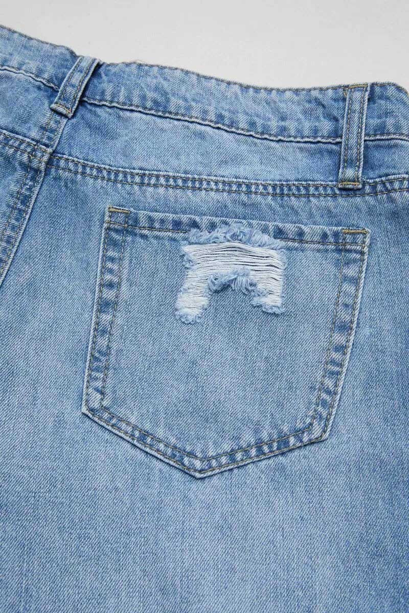 Wash Ripped Raw Hem Mid Rise Crop Jeans