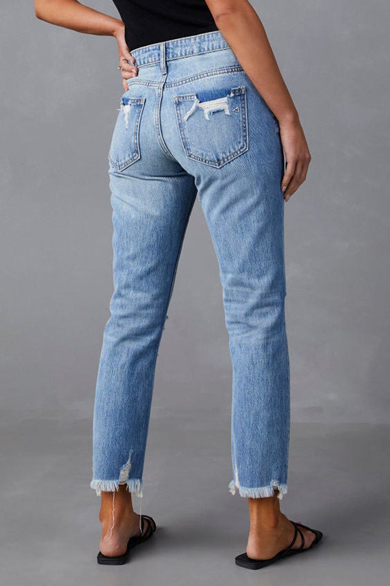 Wash Ripped Raw Hem Mid Rise Crop Jeans