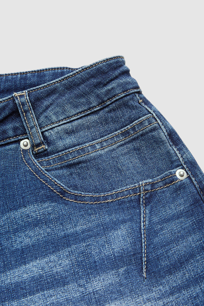 Wash Stitch Detail Drawstring Mid Rise Bermuda Shorts