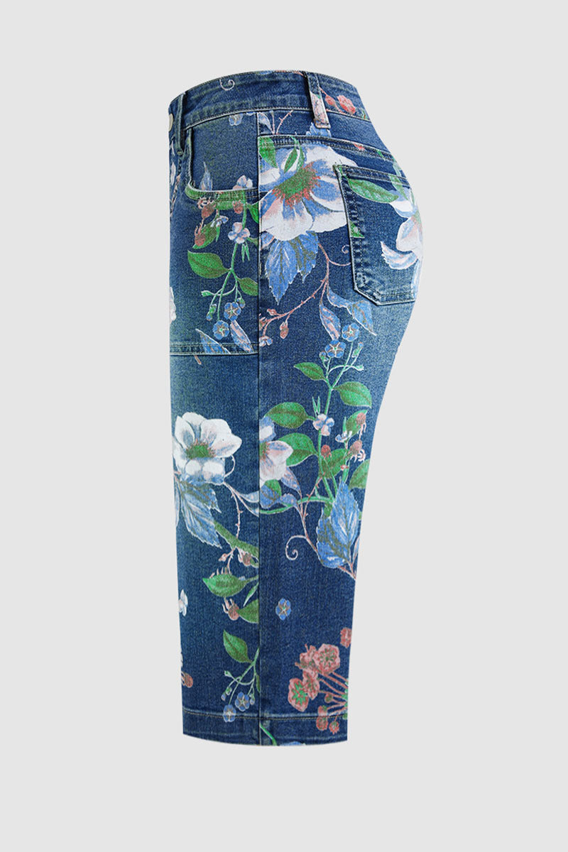 Allover Floral Print Patch Pocket High Rise Straight Leg Capri Jeans
