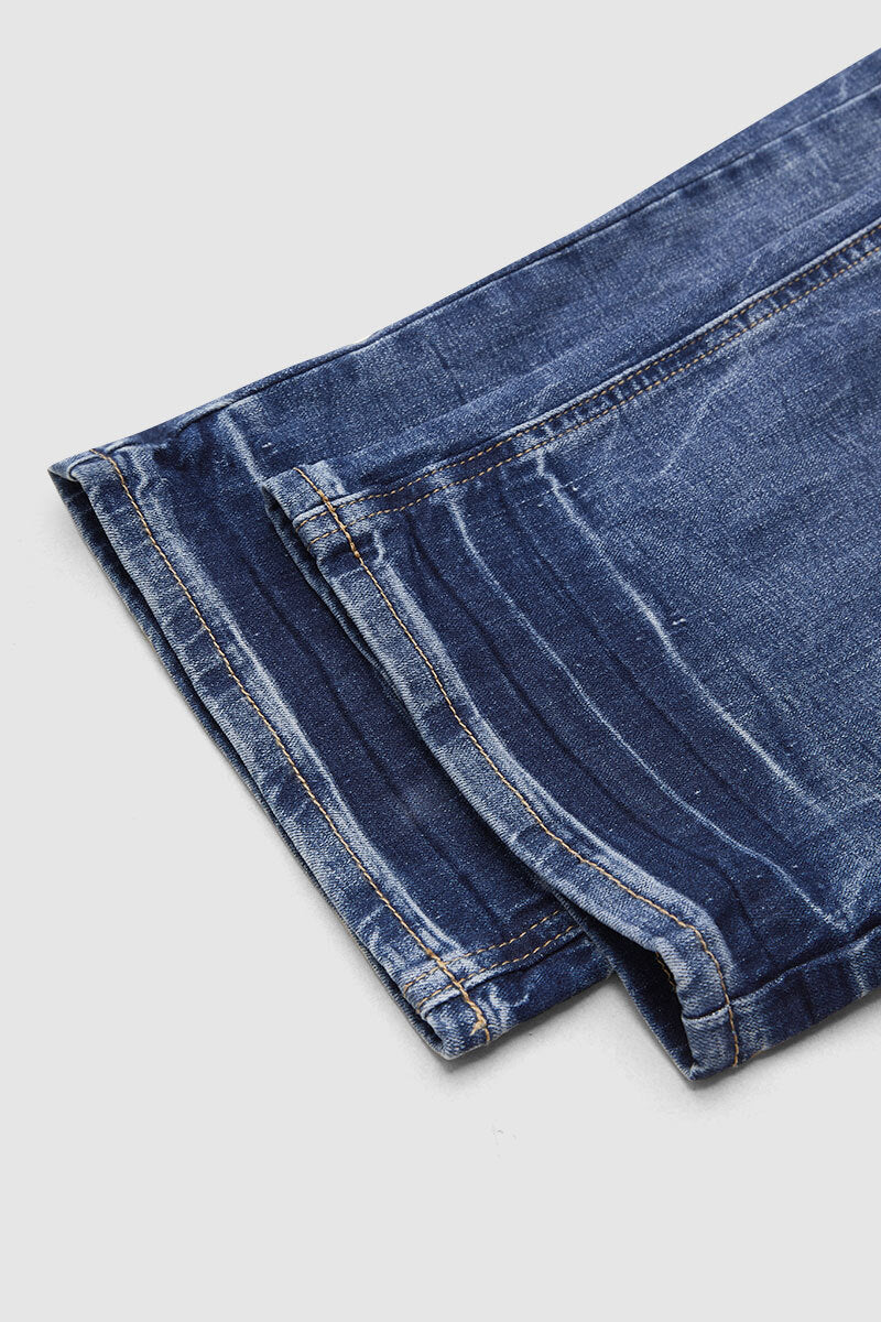 Wash Mid Rise Straight Leg Capri Jeans