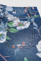 Allover Floral Print Patch Pocket High Rise Straight Leg Capri Jeans