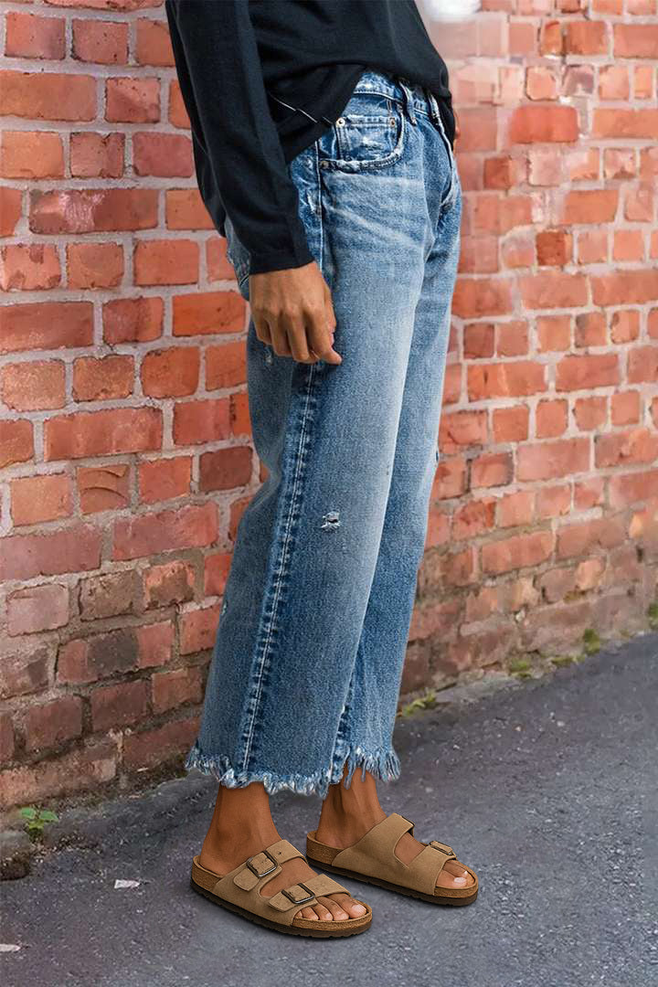 Wash Raw Hem Ripped Mid Rise Crop Barrel Leg Jeans