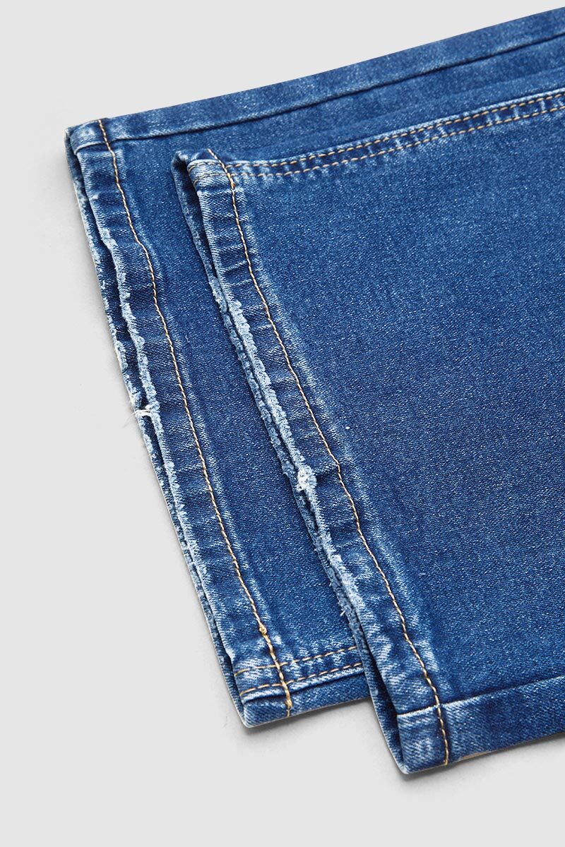 Wash Patch Pocket Raw Hem Mid Rise Straight Leg Jeans Without Belt