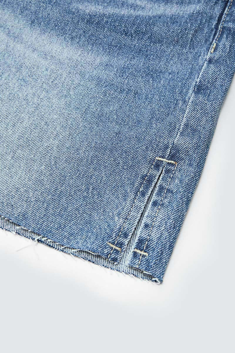 Split Raw Hem Mid Waist Denim Mid Thigh Shorts